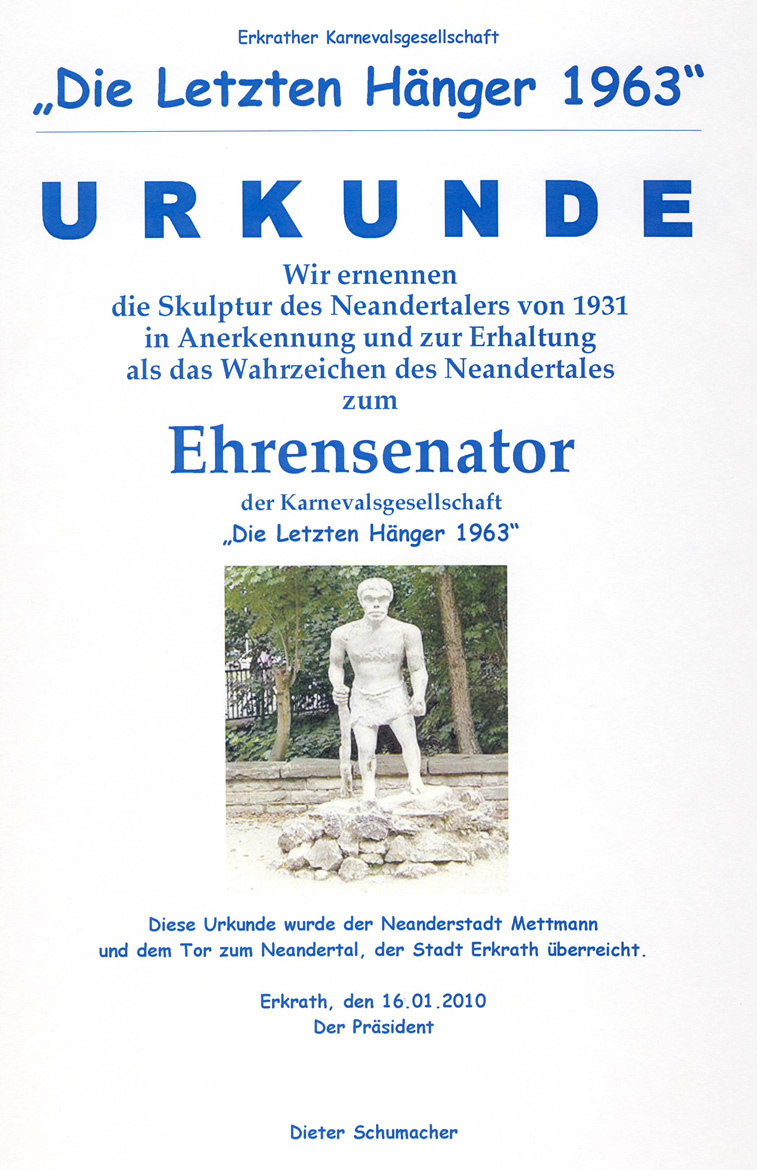 Urkunde zur Ernennung der Skulptur des Neandertalers von 1931 zum Ehrensenator